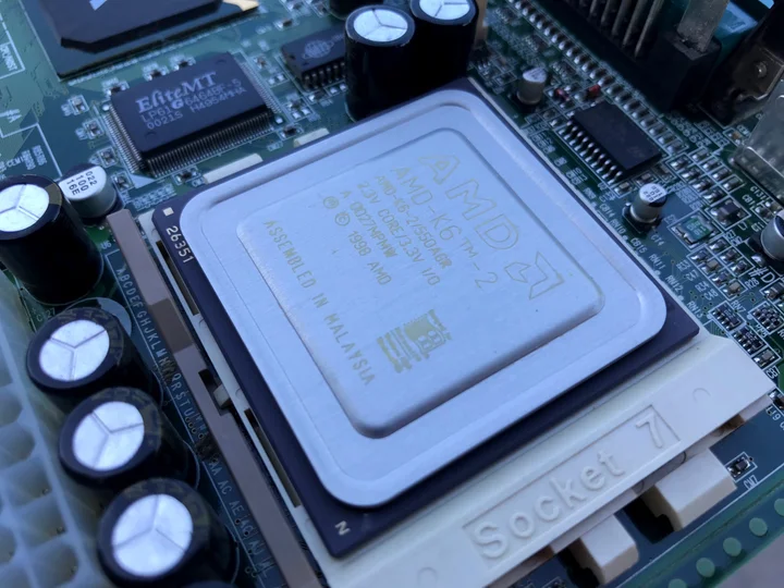 AMD K6-2 500MHz CPU